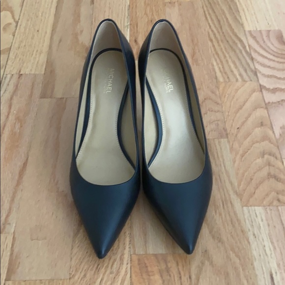 Michael Kors Shoes - Sexy Black Pumps. Only worn 2-3 times.